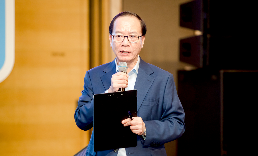GS.TS. Trần Minh Điển - Giám đốc Bệnh viện Nhi Trung ương, Chủ tịch Hội Nhi khoa Việt Nam. GS.TS. Trần Minh Điển - Giám đốc Bệnh viện Nhi Trung ương, Chủ tịch Hội Nhi khoa Việt Nam.