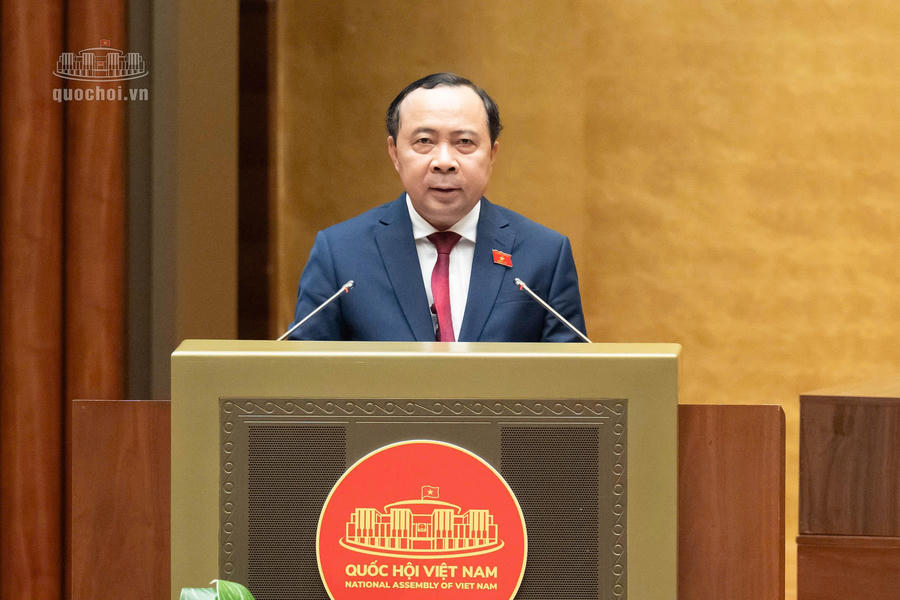 Bộ trưởng Bộ Khoa học và Công nghệ Vũ Hải Quân trình bày Tờ trình tóm tắt dự án Luật sửa đổi, bổ sung một số điều của Luật Sở hữu trí tuệ