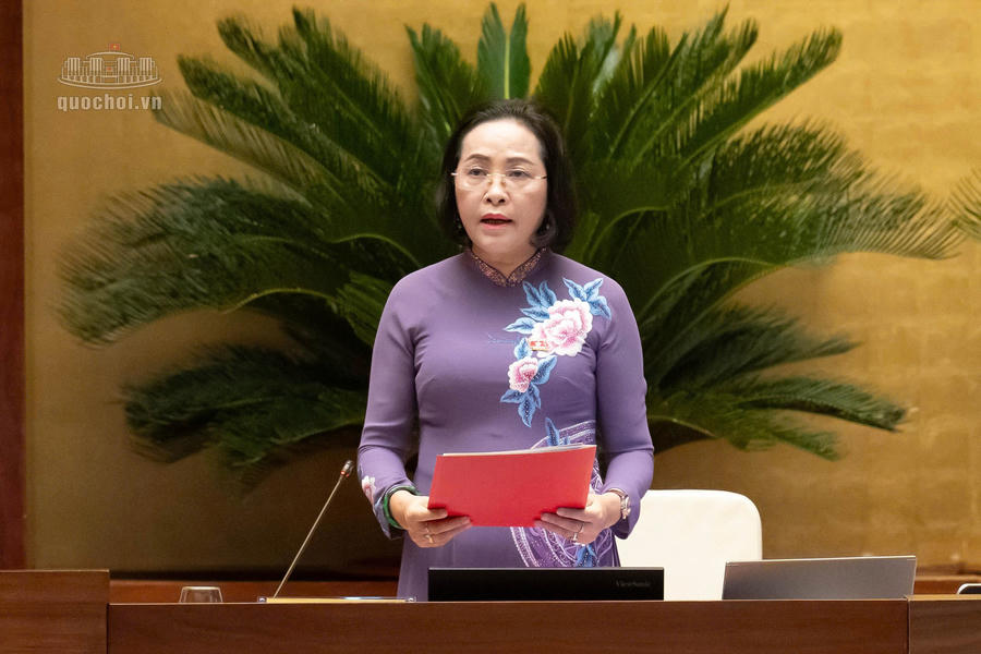 Phó Chủ tịch Quốc hội Nguyễn Thị Thanh điều hành Phiên họp. Ảnh: quochoi.vn