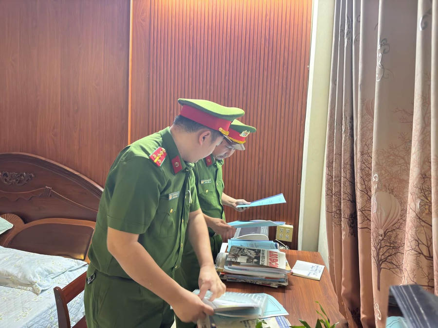 Cơ quan Cảnh sát Điều tra khám xét nơi ở của đối tượng Quách Chí Lâm.
