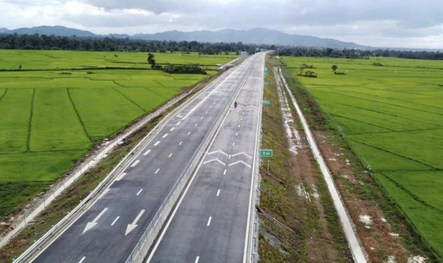Đắk Lắk định hướng đổi mới hoạt động xúc tiến đầu tư theo hướng có trọng tâm, trọng điểm, gắn với danh mục dự án ưu tiên trong giai đoạn 2026-2030. Đắk Lắk định hướng đổi mới hoạt động xúc tiến đầu tư theo hướng có trọng tâm, trọng điểm, gắn với danh mục dự án ưu tiên trong giai đoạn 2026-2030.