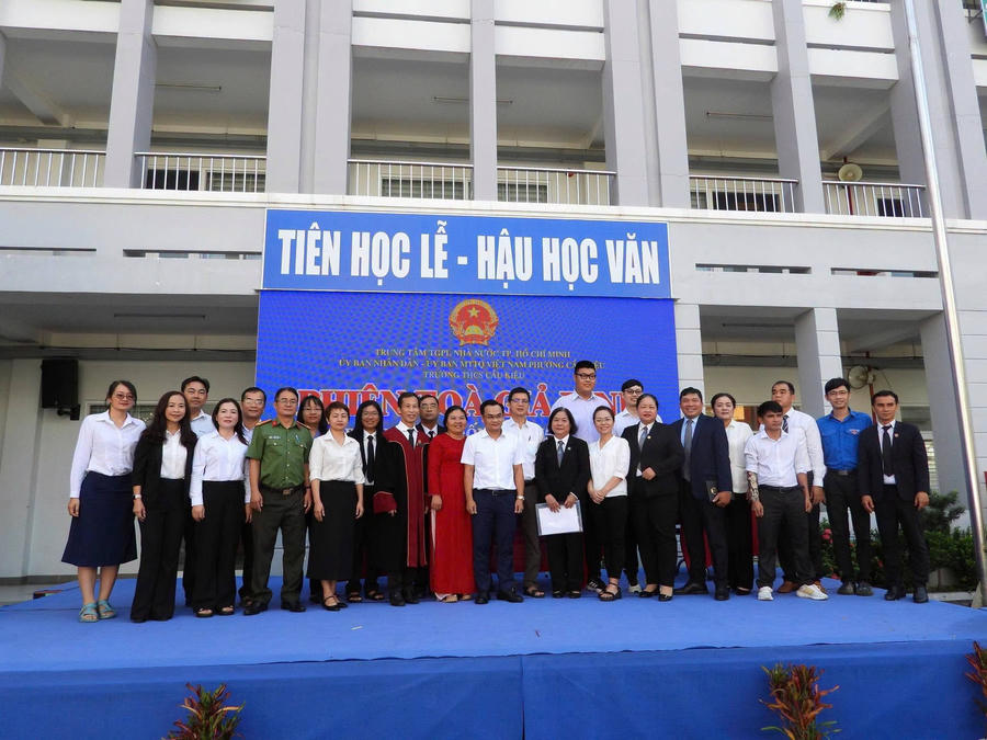 Thông qua chương trình, vai trò của công tác phổ biến, giáo dục pháp luật trong trường học tiếp tục được nhấn mạnh (ảnh: Xuân Sang)