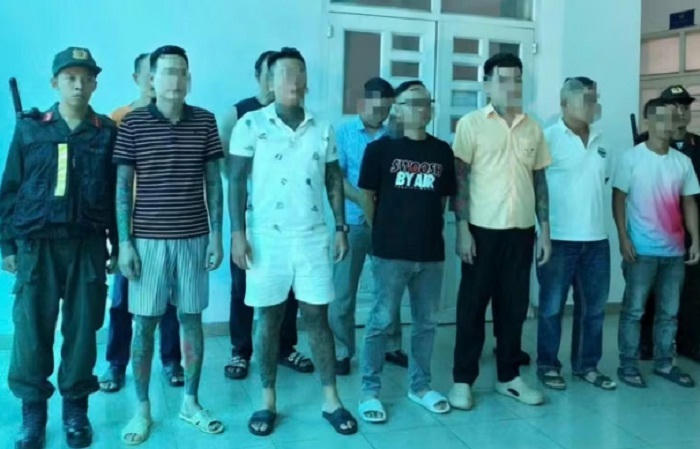 Khởi tố 20 đối tượng trong nhóm "giang hồ mạng" Cọp Đen.